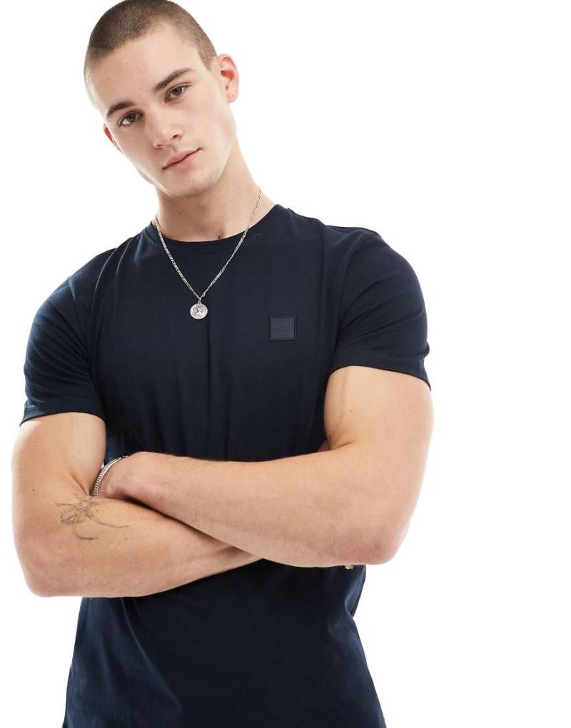 BOSS Orange - Tales - T-Shirt in Marineblau mit Box-Logo von BOSS Orange