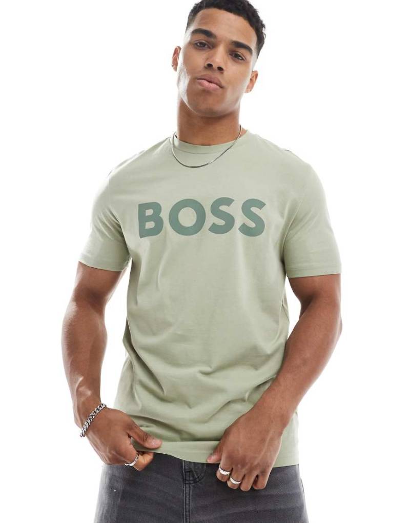 BOSS Orange - Thinking {0} - T-Shirt in Grün mit Logo auf der Brust von BOSS Orange
