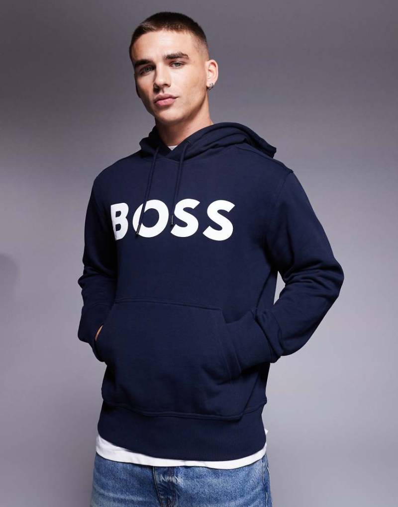 BOSS Orange - Webasic - Kapuzenpullover in Marineblau mit großem Logo auf der Brust und lockerer Passform von BOSS Orange