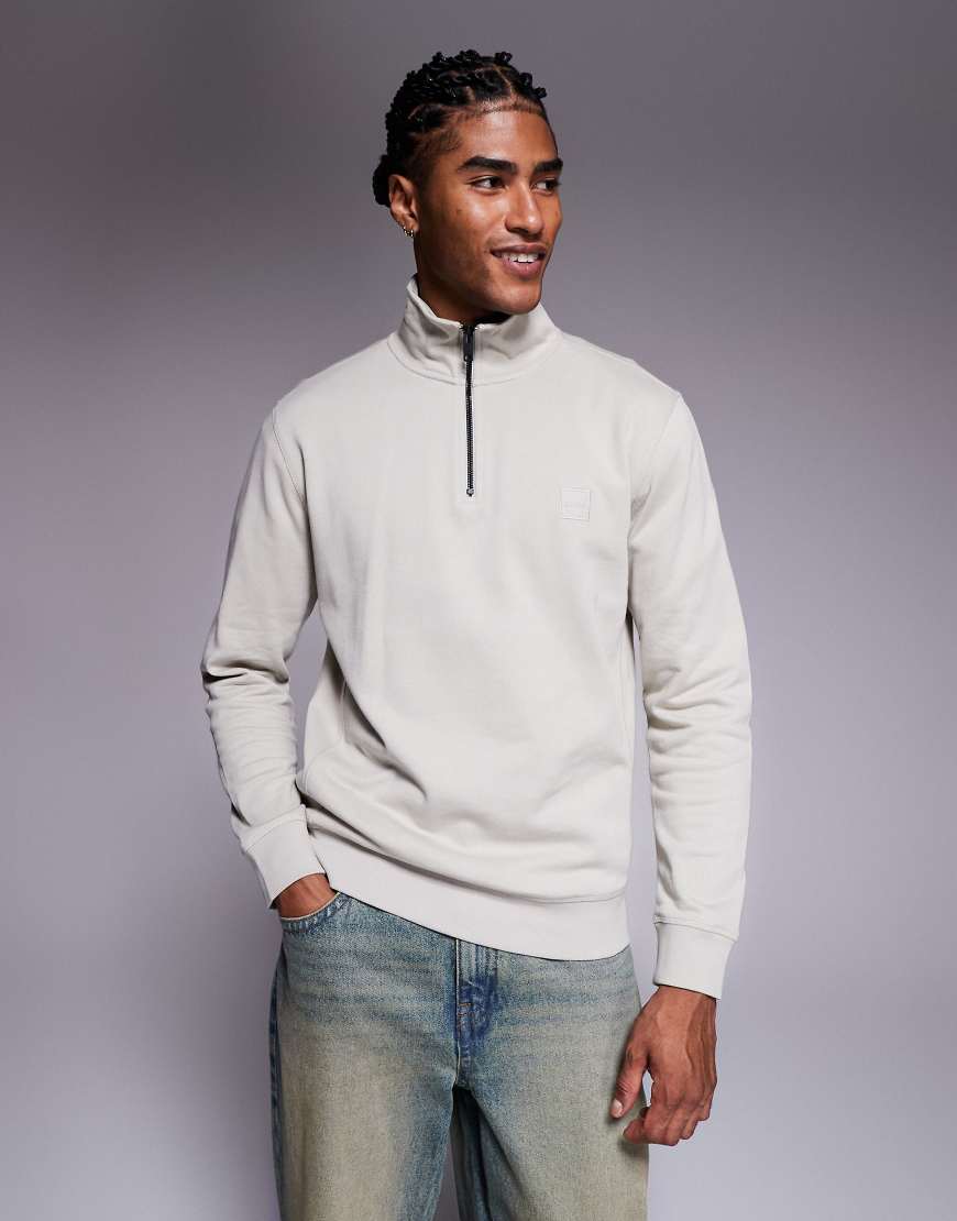 BOSS Orange - Zetrust - Sweatshirt mit kurzem Reißverschluss und Ton-in-Ton-Logo in Hellbeige-Neutral von BOSS Orange