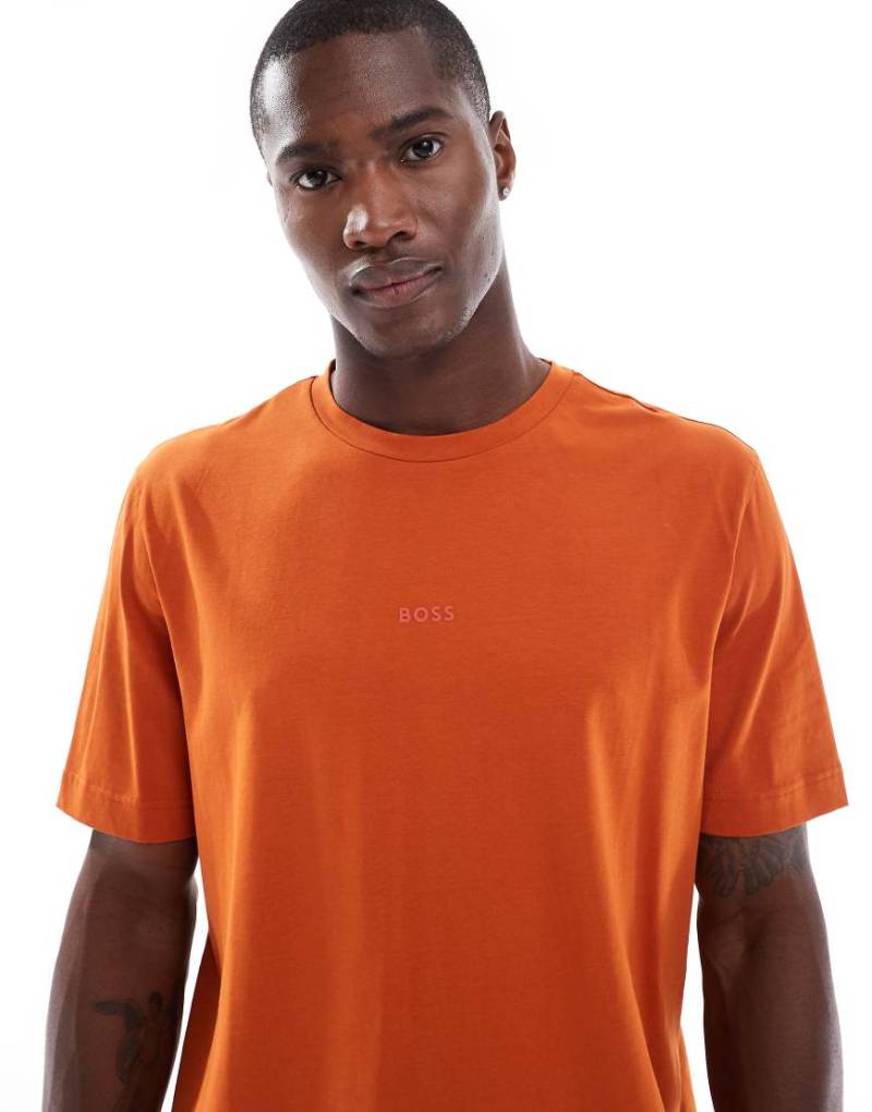 Boss Orange - Tchup - T-Shirt in dunklem Orange mit Logo von BOSS Orange