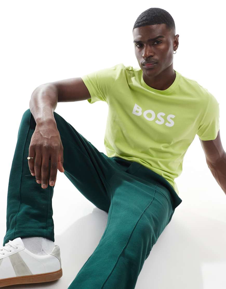 Boss - T-Shirt in leuchtendem Grün mit Brust-Logo von BOSS Orange