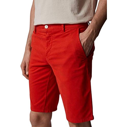 BOSS Herren Schino-Slim Shorts Slim-Fit Chino-Shorts aus doppelt gefärbtem Stretch-Satin von BOSS