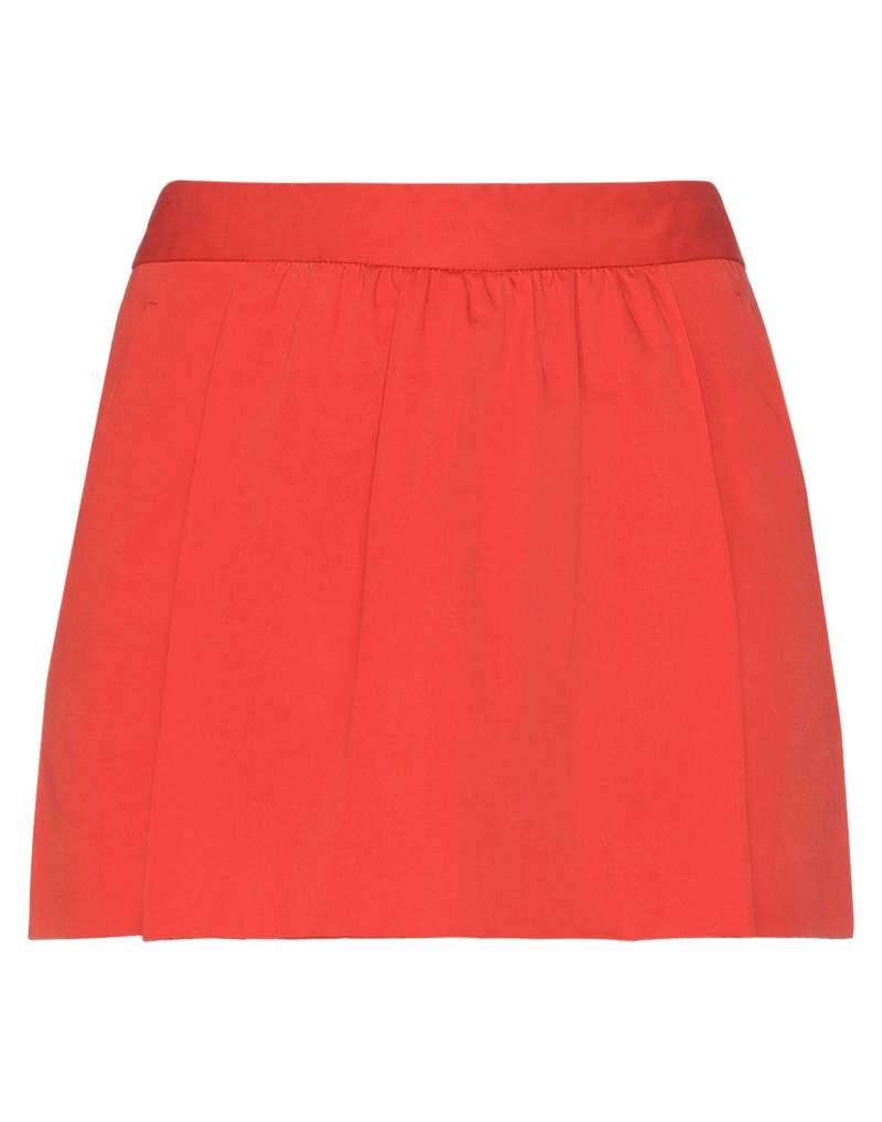 BOUTIQUE MOSCHINO Shorts & Bermudashorts Damen Koralle von BOUTIQUE MOSCHINO