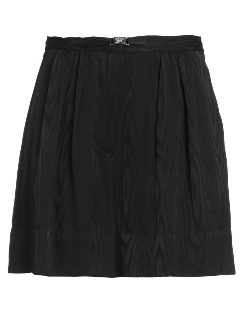 BOUTIQUE MOSCHINO Shorts & Bermudashorts Damen Schwarz von BOUTIQUE MOSCHINO
