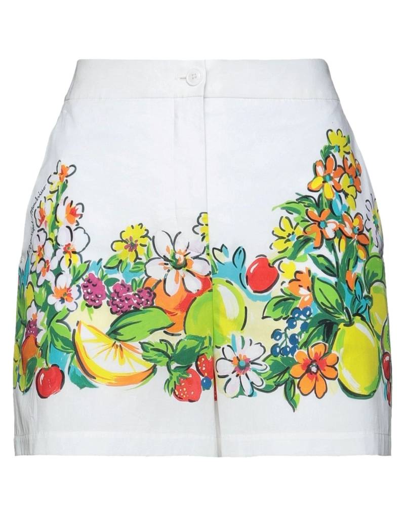 BOUTIQUE MOSCHINO Shorts & Bermudashorts Damen Weiß von BOUTIQUE MOSCHINO