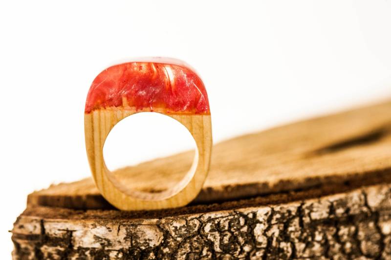 Harz Und Holz-Ring - Custom-Größe Geheime Holzring "Welt in Einem Ring" von BOdesignCreation