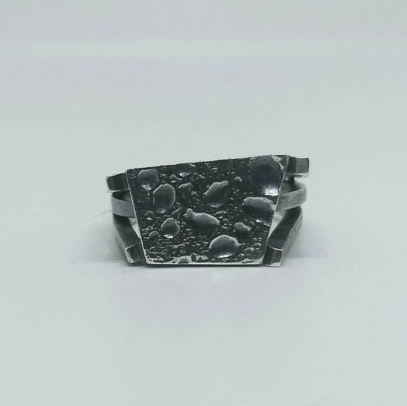 Kraterring Der Mitternacht Kontemplation Kraterring Der Mitternacht Kontemplation von BOleCDesign