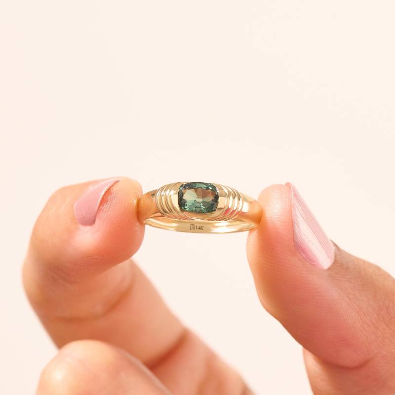 14K Gold Alexandrit Ring Für Frauen Edelstein Siegelring Solid Dome Oval Chunky Juni Birthstone Schmuck Geschenk von BRENNMORE