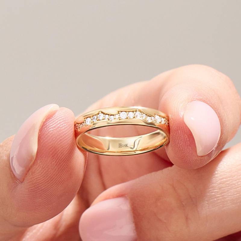 14K Gold Ehering Frauen, Moissanit Eternity Ring, Solid Pave 4 Mm, Minimalist Bandring von BRENNMORE