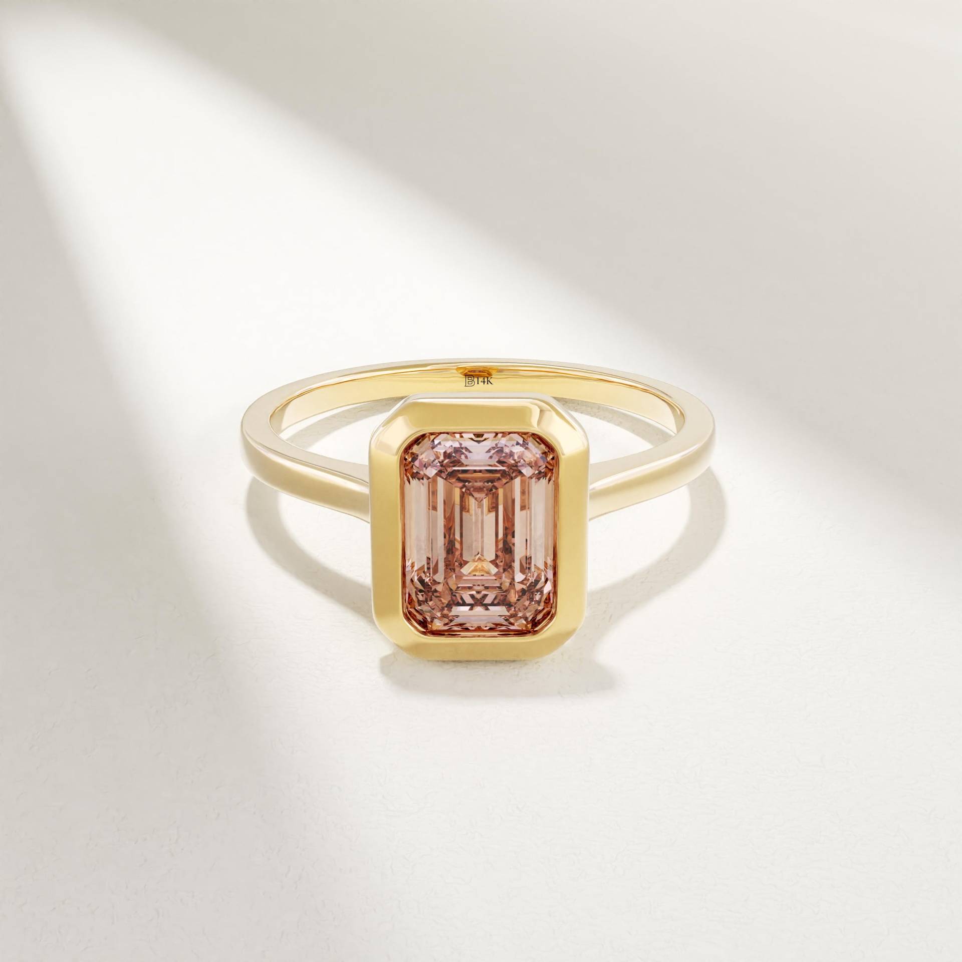 14K Padparadscha Saphir Goldring Für Frauen Lünette Set Pfirsich Solitär Band von BRENNMORE