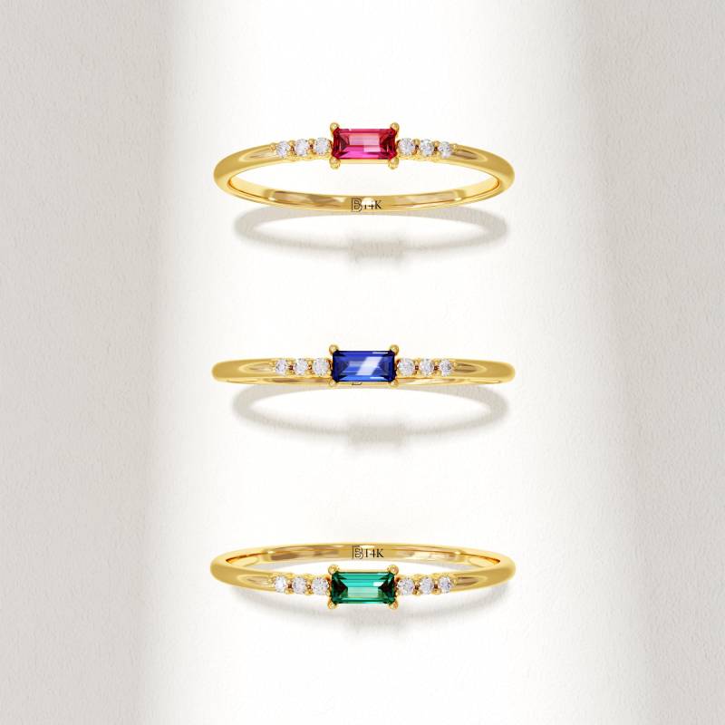 14K Solid Gold Birthstone Ring Für Frauen, Benutzerdefinierte Baguette Stapelbare Band, Personalisierte Zierliche Mutter Ring, Handgemachtes Schmuck 14K Solid Gold Birthstone Ring Für Frauen, Benutzerdefinierte Baguette Stapelbare Band, Personalisierte Zierliche Mutter Ring, Handgemachtes Schmuck von BRENNMORE