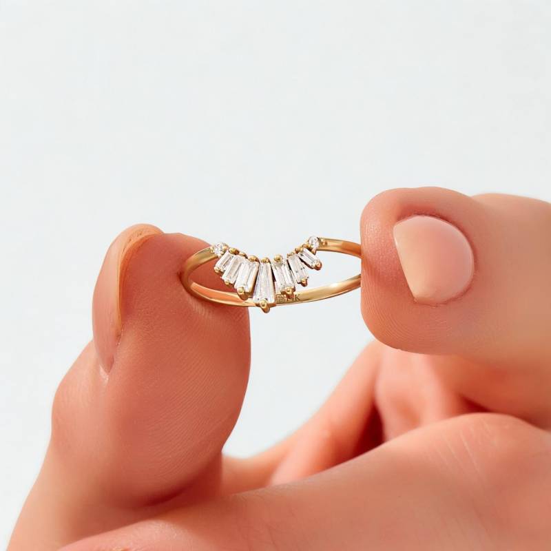 14K Solid Gold Gebogener Ehering Sunburst Kontur Stapelring Für Frauen Zierliche Nestingenhancer Band 10K 18K Option 14K Solid Gold Gebogener Ehering Sunburst Kontur Stapelring Für Frauen Zierliche Nestingenhancer Band 10K 18K Option von BRENNMORE