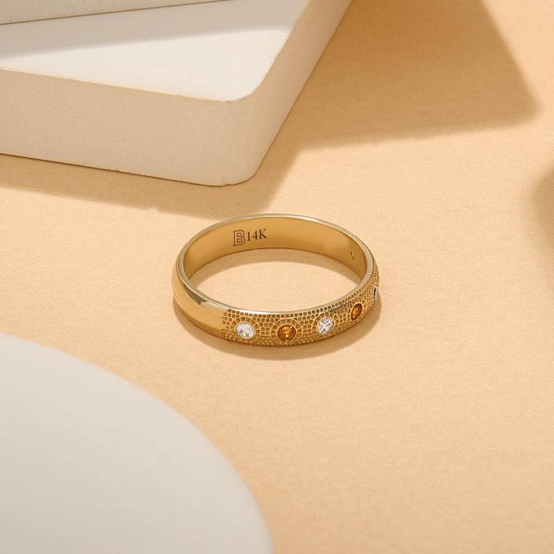 14K Solid Gold Strukturierte Hochzeitsband Citrin Diamant Ring Lünette Frauen Einzigartige Gemusterte Goldband Orange Edelstein Geschenk Schmuck von BRENNMORE