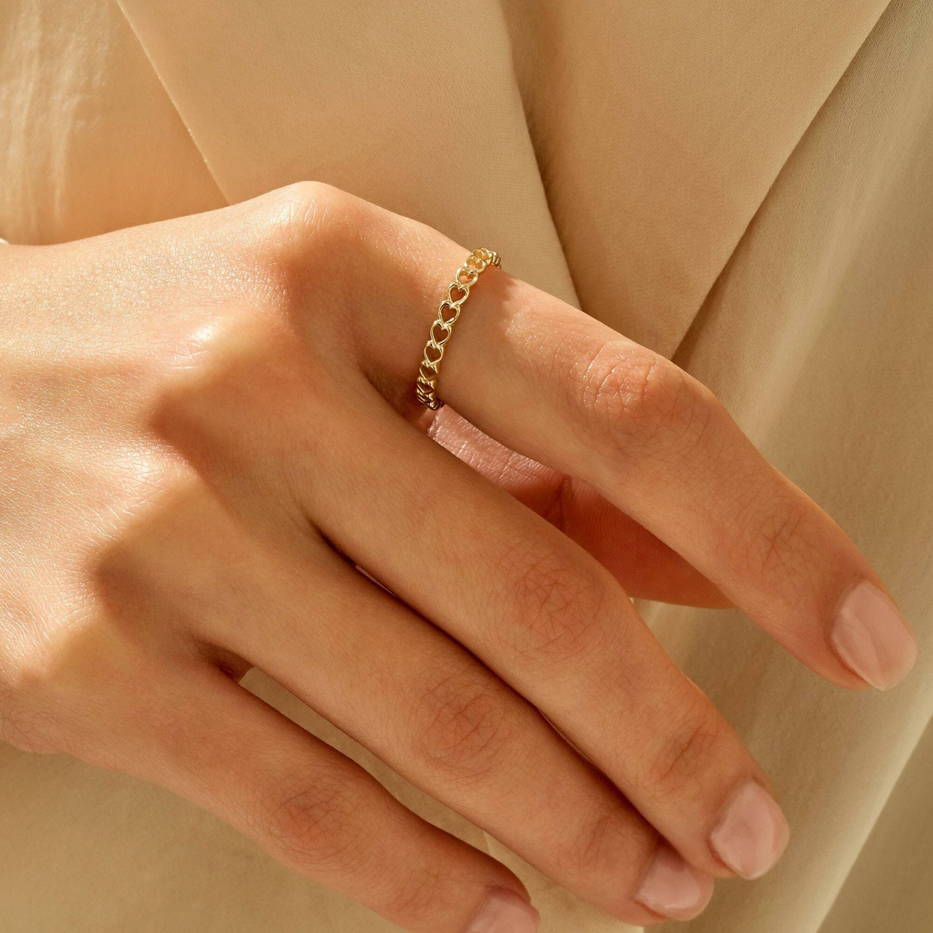 Herz Unendlichkeit Ring, 14K Gold Kleine Herzen Stapelring, Massiv Minimalist Liebe Versprechen Band Für Frauen, Einfache Täglich Tragen Ring von BRENNMORE