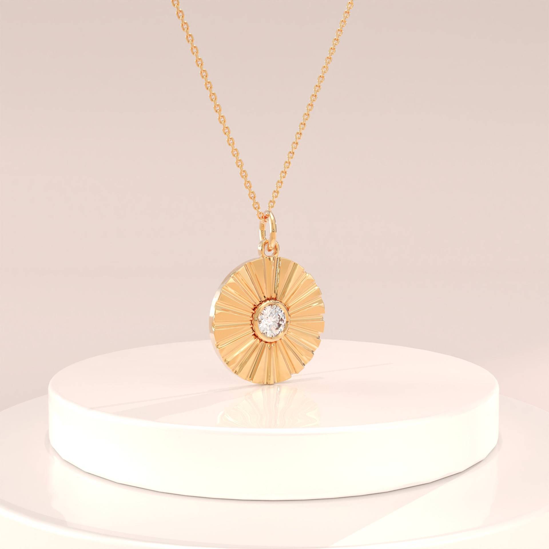 Minimalist Sun Anhänger Halskette, 14K Gold Zierliche Halskette Für Frauen, Solid Disc Anhänger, Kreis Sonnenschein Charm von BRENNMORE