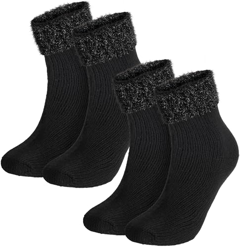 BRUBAKER 2er Pack Warme Damen Socken Schwarz - flauschige Weihnachtssocken - Bequeme dicke Bettsocken Kuschelsocken - Wintersocken mit Glitzer Bund - EU 39-42 von BRUBAKER