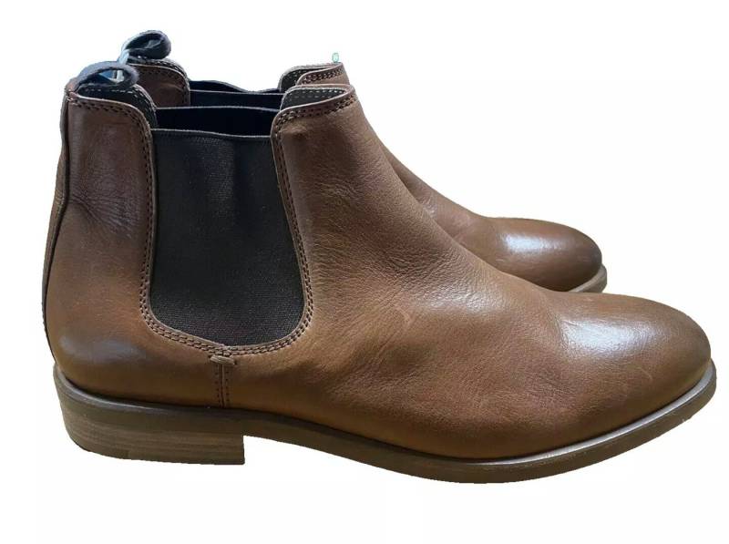 BRUNELLO CUCINELLI Leder Schuhe Boots Chelseaboots zeitlose Eleganz und erstklassige Handwerkskunst aus Italien von BRUNELLO CUCINELLI