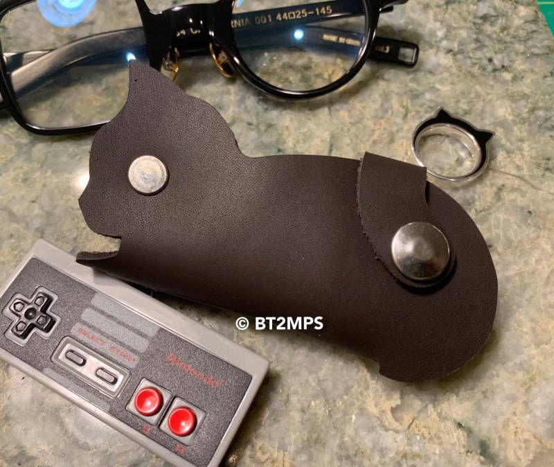 Bt2Mps Handgemachte Kätzchen Meow Katze Silhouette Doppelseitig Leder Schlüsseltasche Hülle Bt2Mps Handgemachte Kätzchen Meow Katze Silhouette Doppelseitig Leder Schlüsseltasche Hülle von BT2MPS