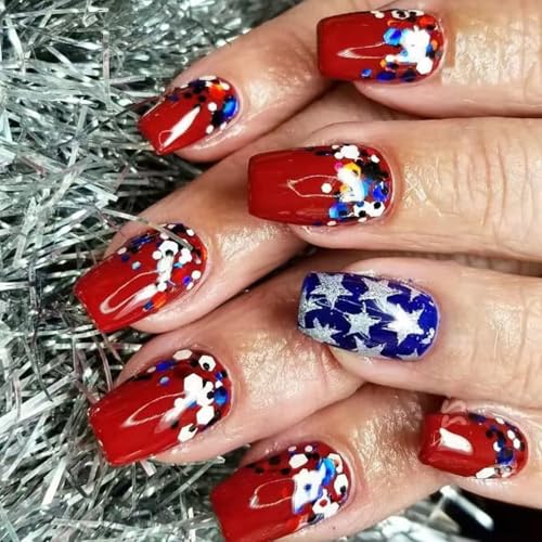 24pcs 4. Juli Unabhängigkeitstag Acrylnägel Mit Französischen Spitzen Und Patriotischen Themen Quadratische Falsche Nägel Für Frauen Nail Art von BUBEFSKD