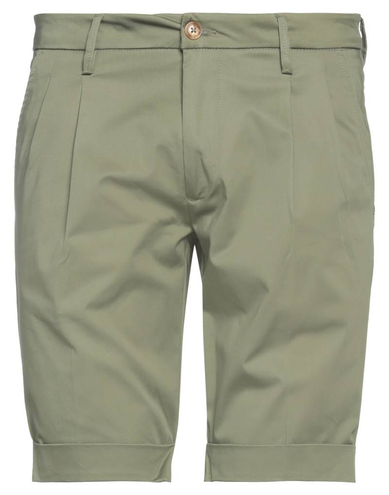 BULGARINI Shorts & Bermudashorts Herren Militärgrün BULGARINI Shorts & Bermudashorts Herren Militärgrün von BULGARINI