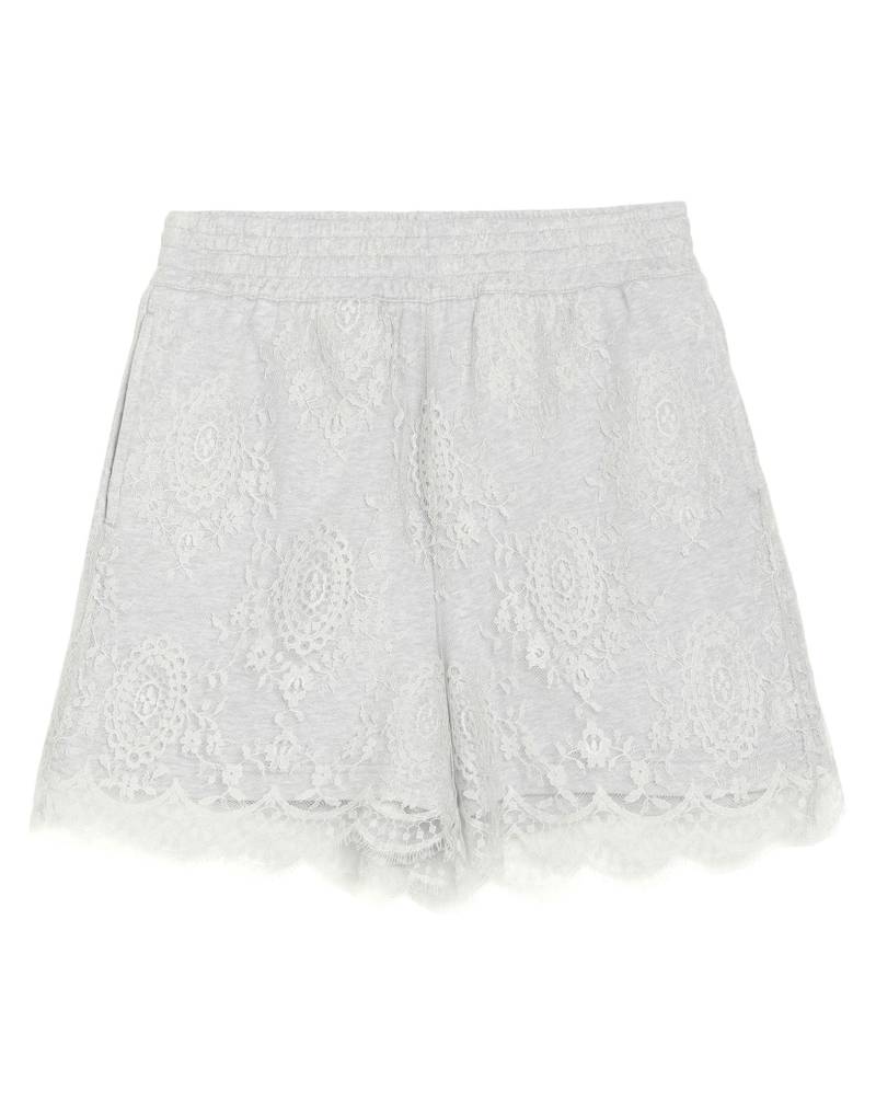 BURBERRY Shorts & Bermudashorts Damen Hellgrau von BURBERRY
