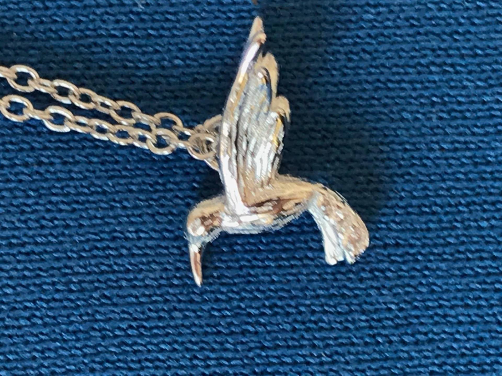 Kolibri Vogel Anhänger Mini 3D Sterling Silber Kolibri Vogel Anhänger Mini 3D Sterling Silber von BUTLERSSILVER
