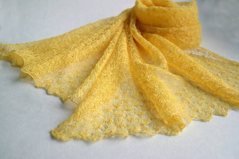 Leinen Schal Gelb Brautjungfern Hochzeitsspitze Stola Gestrickte Schiere Verpackung Zitrone Durchsichtig Vertuschen Geschenk Ihr Leichter Sommerschal von BVLifeStyle