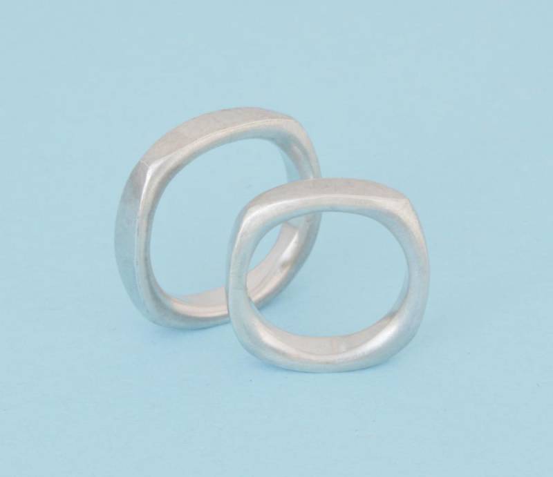 Trauringe, Eheringe, Partnerringe, Silber, Edelmetall, Handgeschmiedet, Barbara Weiss von BWeissSCHMUCK