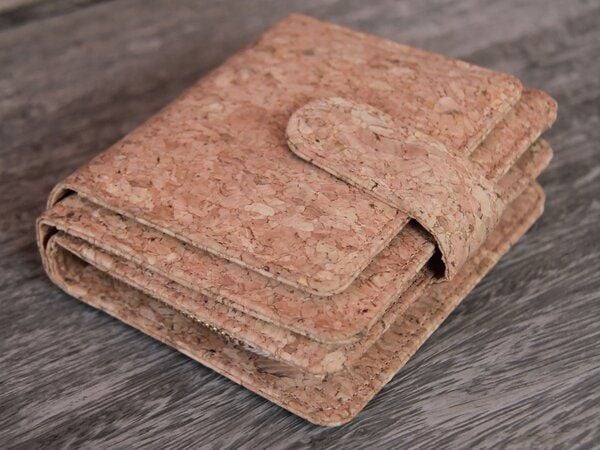 BY COPALA Portemonnaie handmade aus Kork mit Zipper von BY COPALA