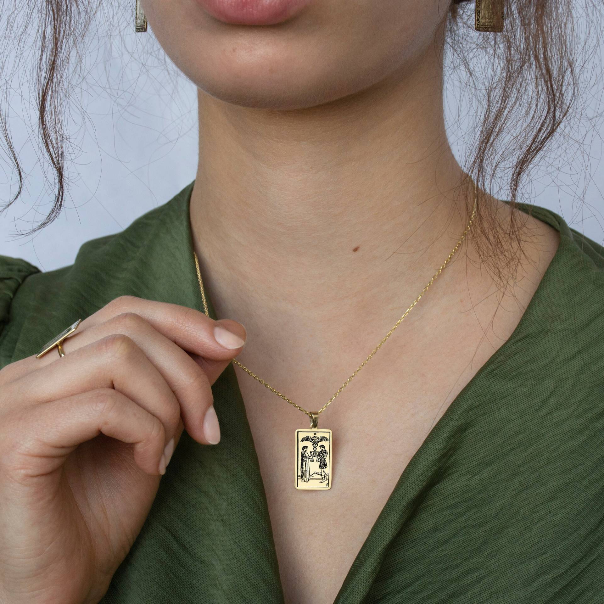 Tarot Karten Halskette 14K Echt Gold - Zierlicher Tag Anhänger Zwei Tassen Okkulter Schmuck Beste Freundin Geschenk Geschenke Für Sie von BYDEMIRULUER