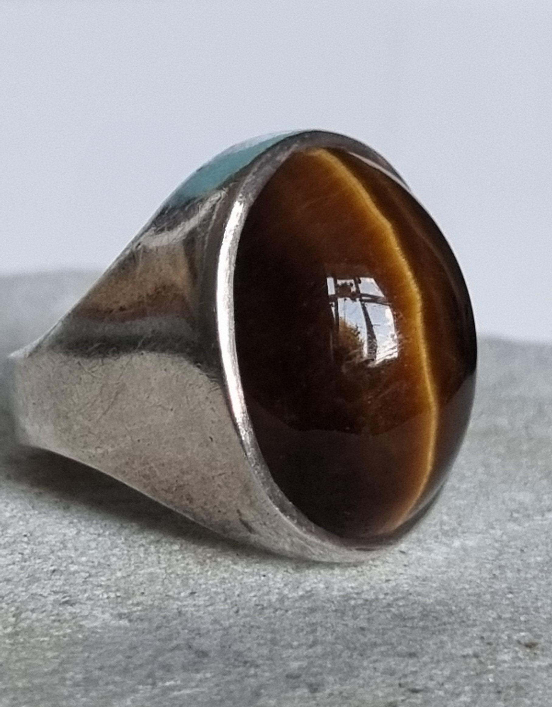 Siegelring Aus Sterlingsilber, Gestempelt London Und Tiger's Eye Cabochon Unisex - 8.22G Herstellerpunze "S & B' C1975 Siegelring Aus Sterlingsilber, Gestempelt London Und Tiger's Eye Cabochon Unisex - 8.22G Herstellerpunze "S & B' C1975 von BYGONEDAYSTreasures