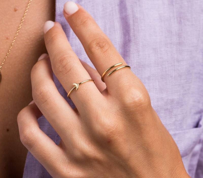 Dainty Ring - Minimalist Open Simple Gold Thin Jewelry Stacking von BYLIAJEWELS