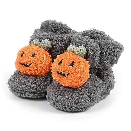 BYUSBAYA Halloween-Baby-Stiefel, kuschelige Fleece-Hausschuhe, weiche Schneestiefel, Weihnachten, Krippe, Sockenschuhe, Herbst, Winter, warme Lauflernschuhe, Pumpkin Grey, 12-18 Monate BYUSBAYA Halloween-Baby-Stiefel, kuschelige Fleece-Hausschuhe, weiche Schneestiefel, Weihnachten, Krippe, Sockenschuhe, Herbst, Winter, warme Lauflernschuhe, Pumpkin Grey, 12-18 Monate von BYUSBAYA