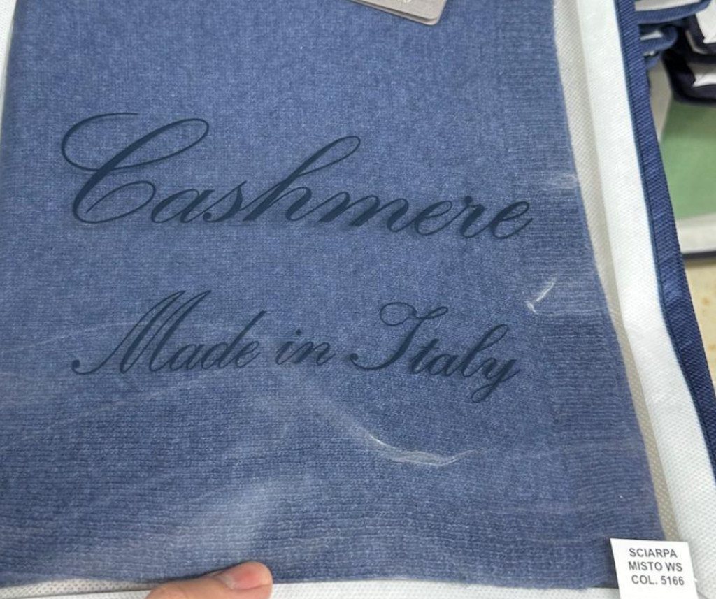 BZNA Wollschal BZNA Strickschal mit 10% Kashmir, kuschelig und warm Umhängeschal von BZNA