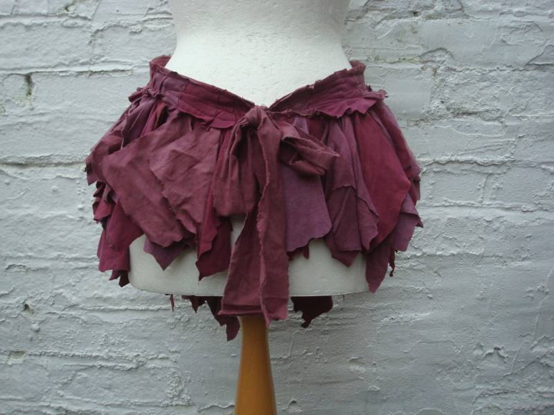 Handgefärbter Upcycled Bustle Rock Aus Geschredderter Baumwolle, S/M von BabaYagaFashion