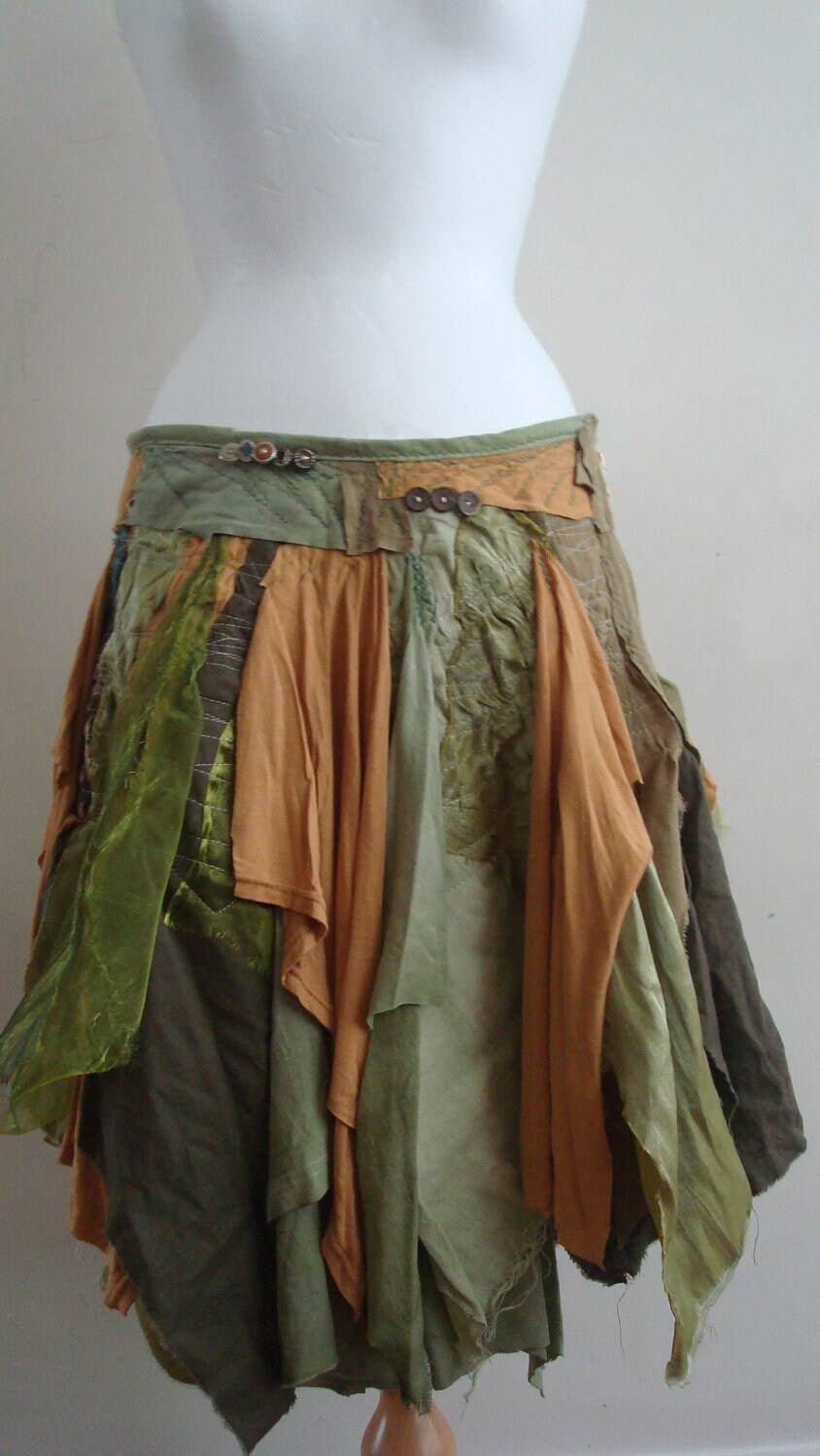 Upcycled Mori Girl Rock Grün Braun Baumwolle Organza Schichten von BabaYagaFashion