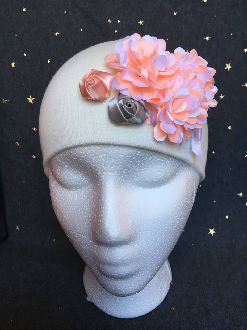 Handgefertigt. Mütze Gestrickt. Kleinkind. 100% Baumwolle. Umweltfreundlich. Mädchen Beanie. Geschenk. Cremefarben. Doppellagig. Passend Für 3-6 von BabeLandia