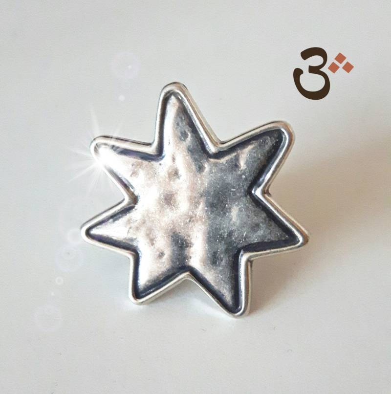 Ein Bild Mit Estrella Form Ein Bild Mit Estrella Form von Babelynn