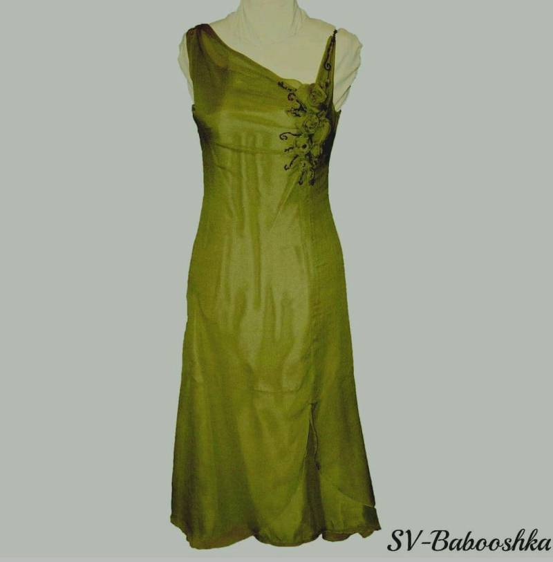 Besticktes Chiffonkleid Besticktes Chiffonkleid von BabooshkaShop