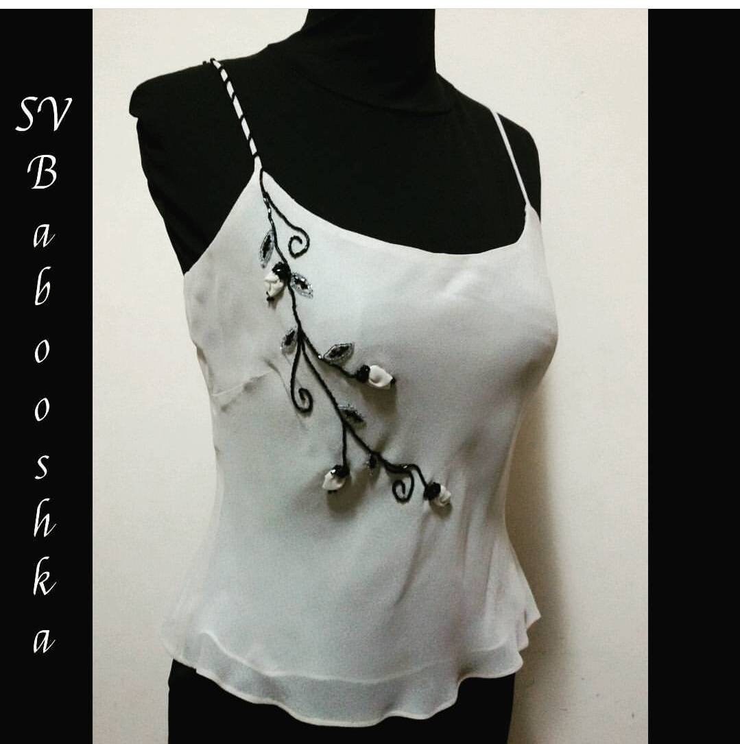 Besticktes Top Aus Seidengaze Besticktes Top Aus Seidengaze von BabooshkaShop