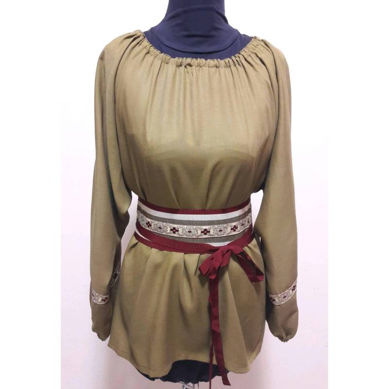 Bluse Mit Ripsgürtel Und Besatz. Tg U Bluse Mit Ripsgürtel Und Besatz. Tg U von BabooshkaShop