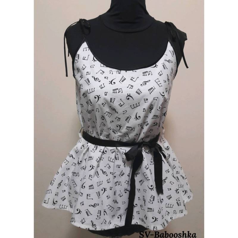 Weißes Baumwolltop Mit Musikmotiv-Print. Unikat. Größe U Weißes Baumwolltop Mit Musikmotiv-Print. Unikat. Größe U von BabooshkaShop