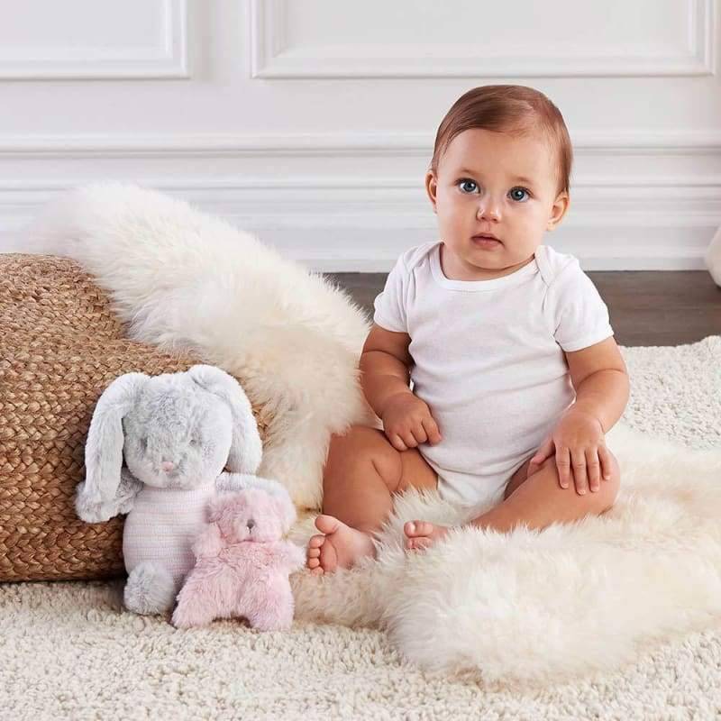 Luxury Baby Bunny Plush Plus Rattle for Baby von Baby Aspen