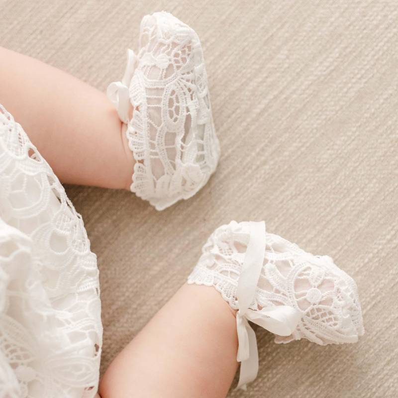 Elfenbein Spitze Baby Booties | Taufkrippe Schuhe Kollektion "Lola' von BabyBeauandBelle