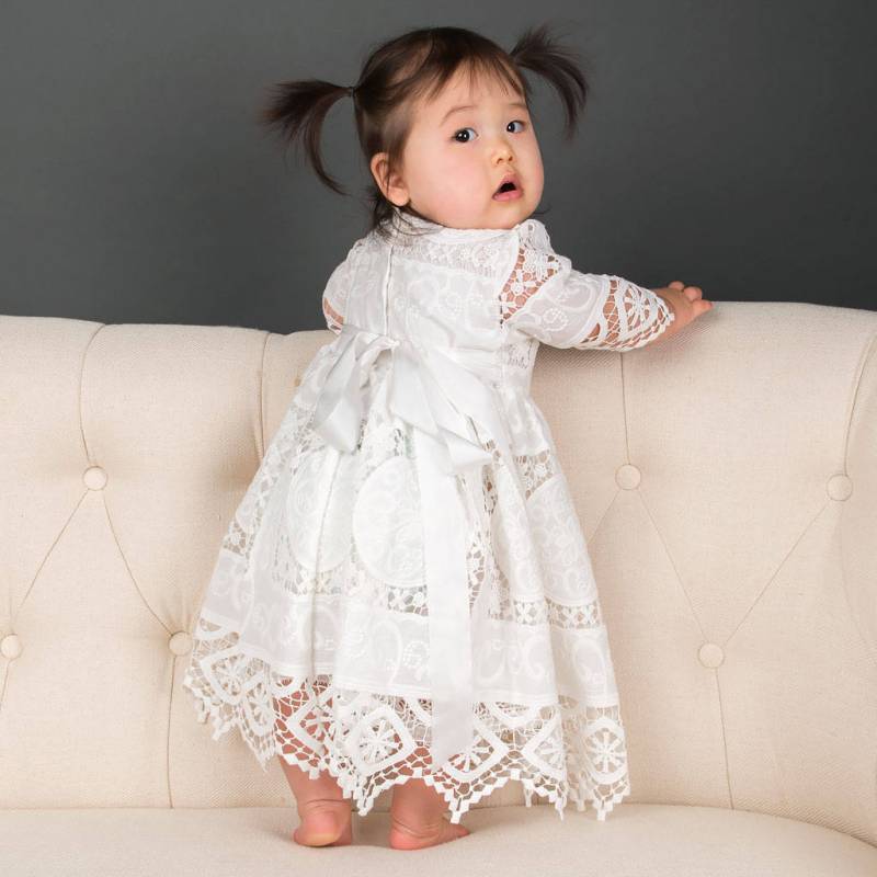 Muster Verkauf | Baby-Mädchenkleid "Adeline' Baby Mädchen Taufkleid & Elfenbein-Spitze Beinhaltet - Kleid Nur Final Sale von BabyBeauandBelle