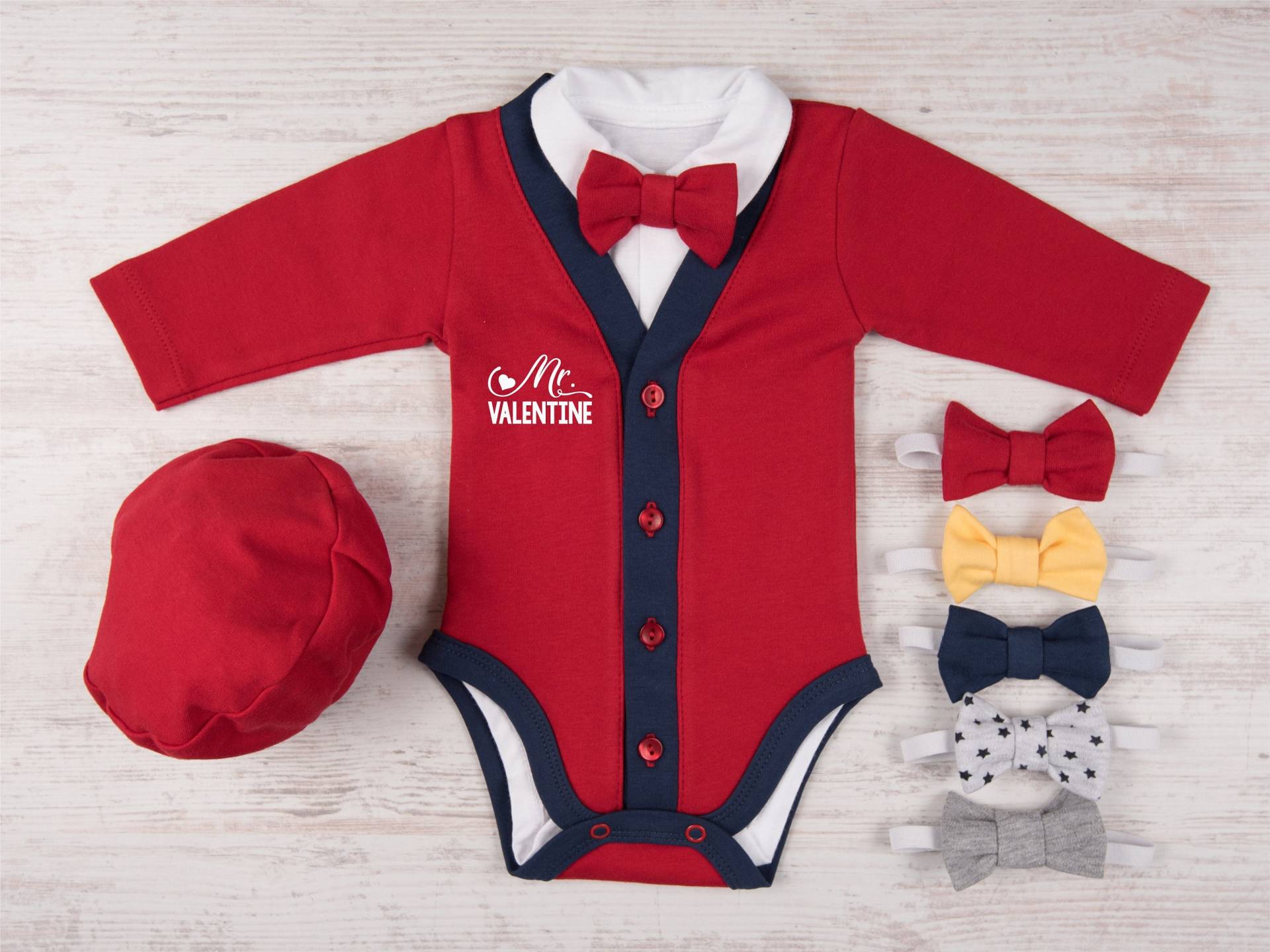 Valentine Baby Jungen Outfit, Mr. Cardigan, Bodysuit, Mütze & Fliege, Valentinstag Coming Home 1st Valentines Day Valentine Baby Jungen Outfit, Mr. Cardigan, Bodysuit, Mütze & Fliege, Valentinstag Coming Home 1st Valentines Day von BabyBodysuits