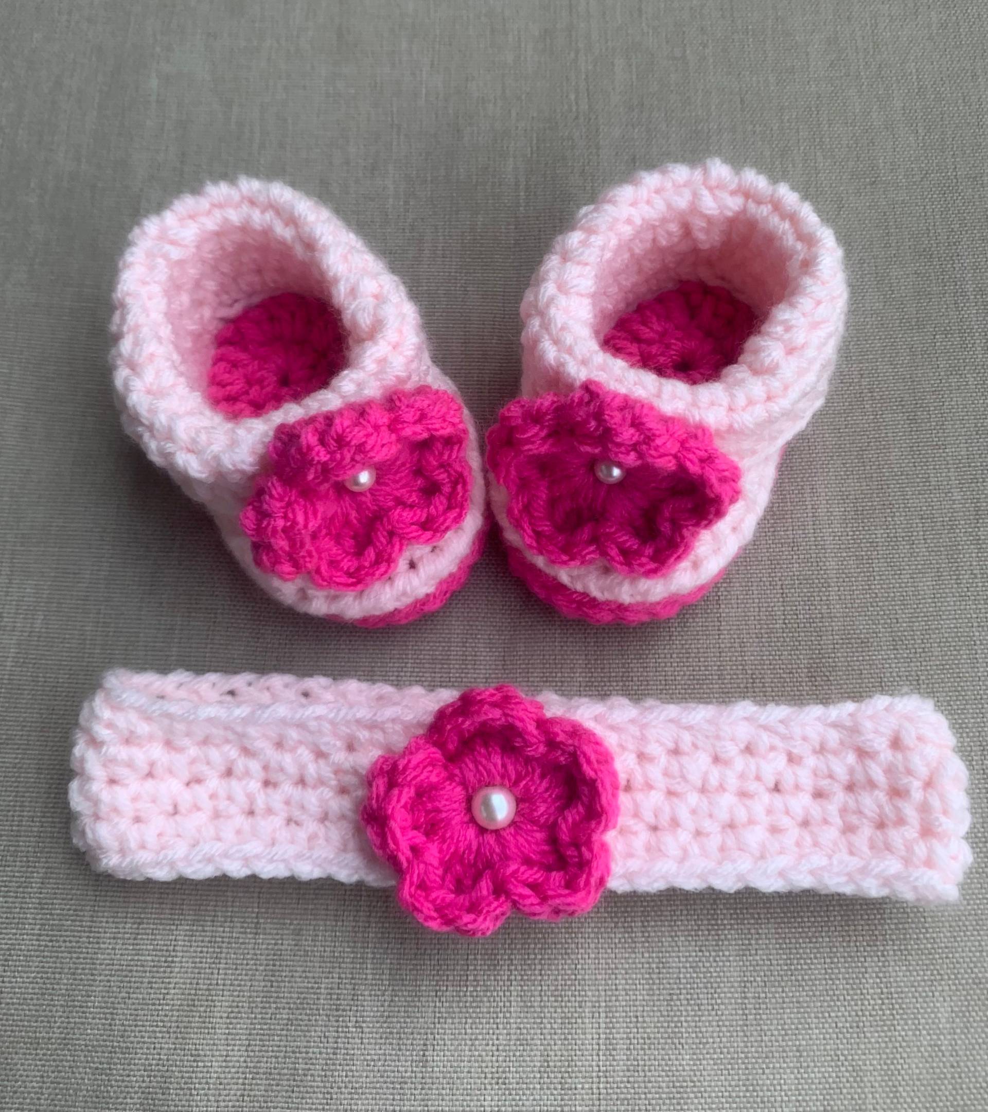 Baby Schuhe Und Stirnband, Neugeborenen Booties Häkeln, Mädchen Booties, Schuh, Rosa von BabyBootieCrafts