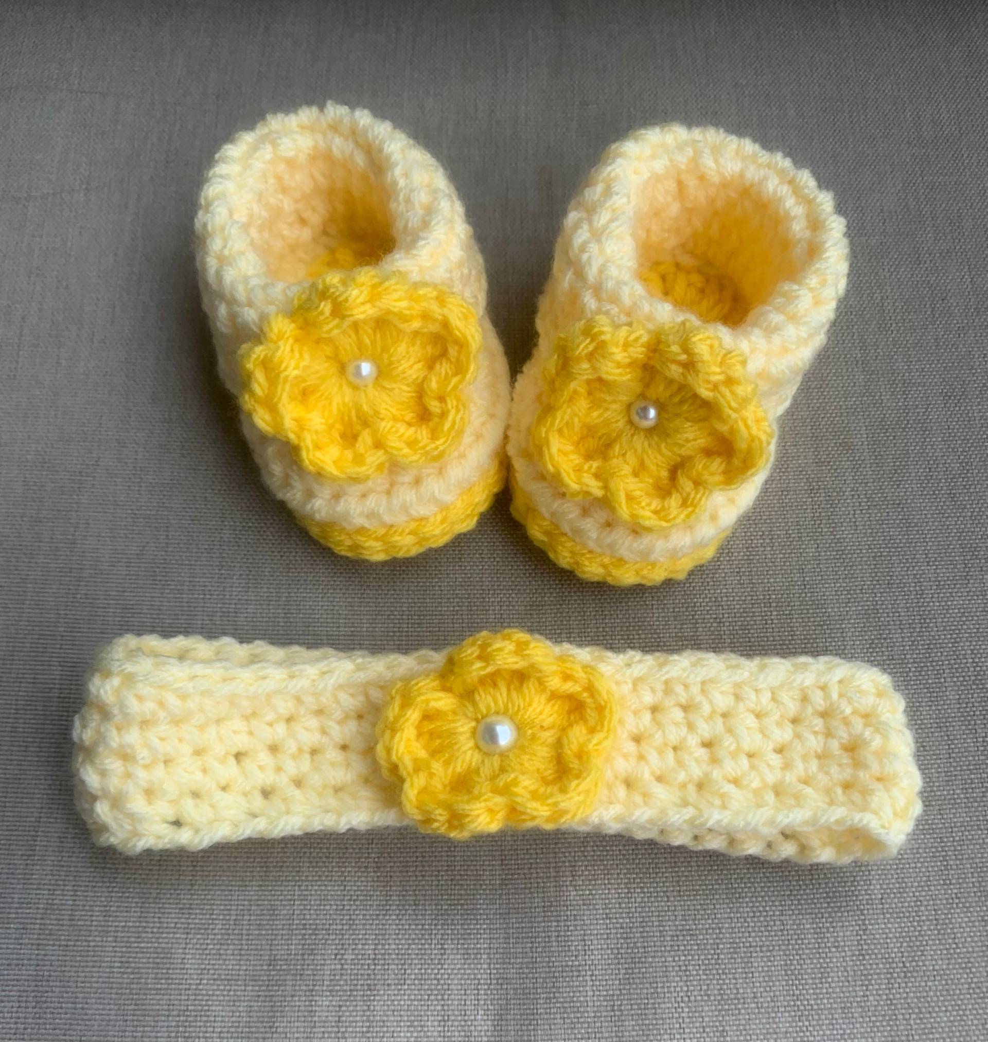 Neugeborenen Mädchen Booties, Baby Häkeln Schuhe, Stirnband, Schuhe Häkeln von BabyBootieCrafts