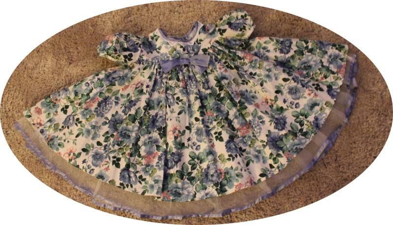 Vtg Frühlingsblume Kleinkind Kleid Mit Crioline Unterslip Und Unterteil Rüschen Getrimmt in Lavendel - Gr. 3 -4T von BabyDresser